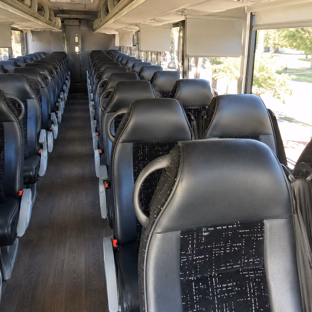 book the perfect ride for your next field trip 3