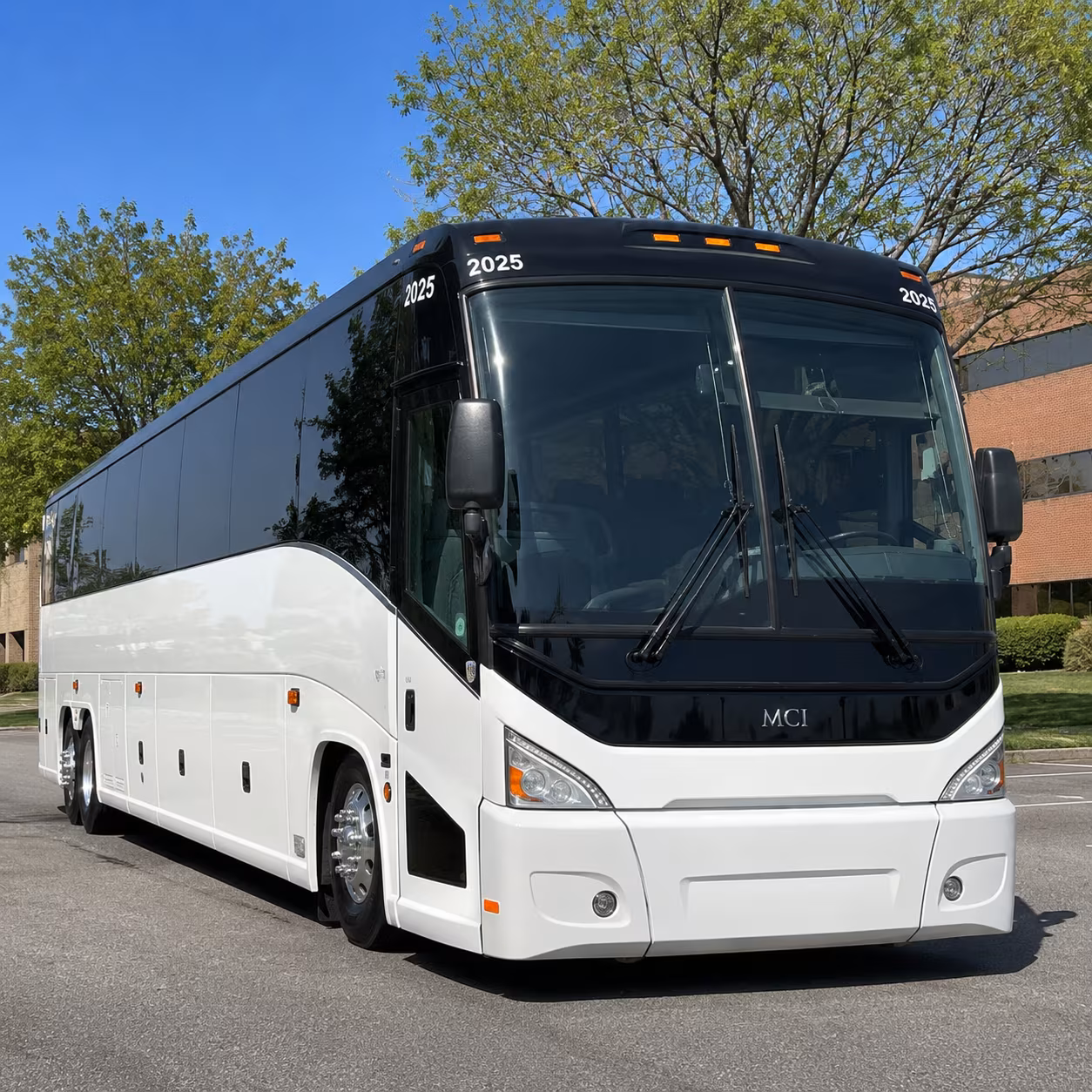 charter buses for yakima valley pippins games and sporting events