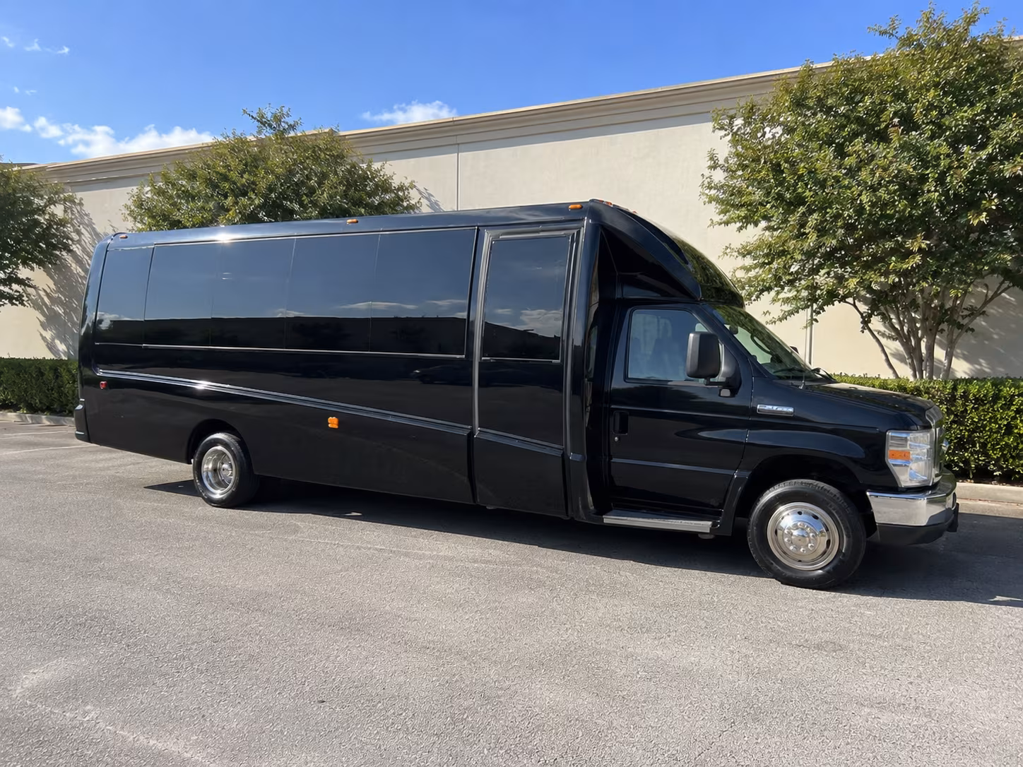 school field trip buses around yakima and the valley