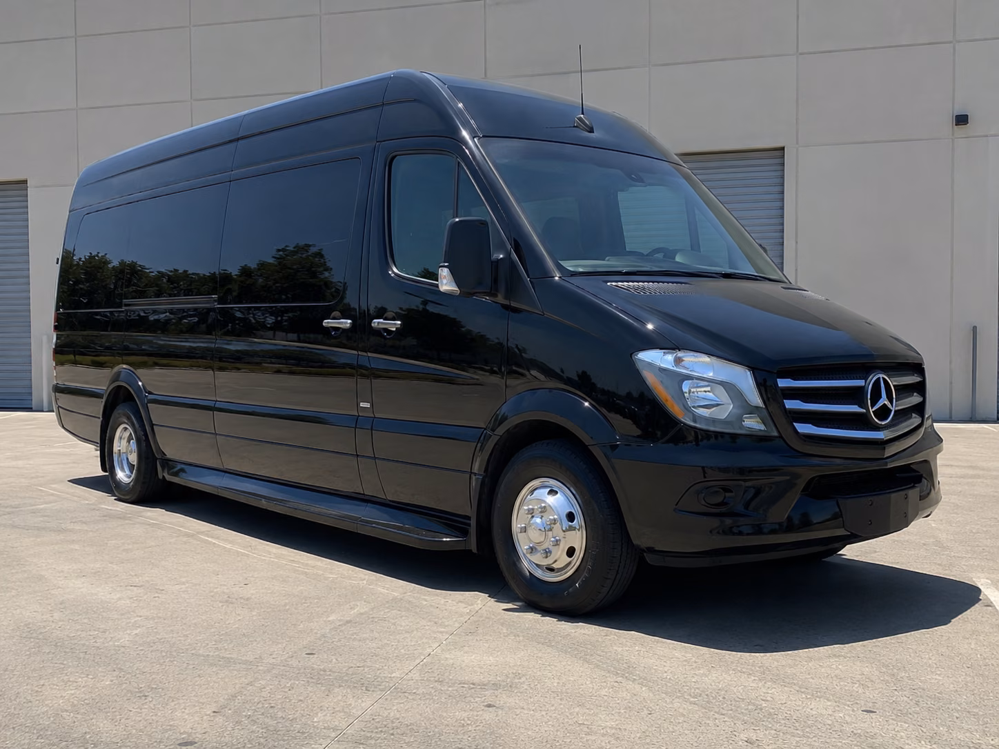 weekly worship shuttle buses for yakima congregations