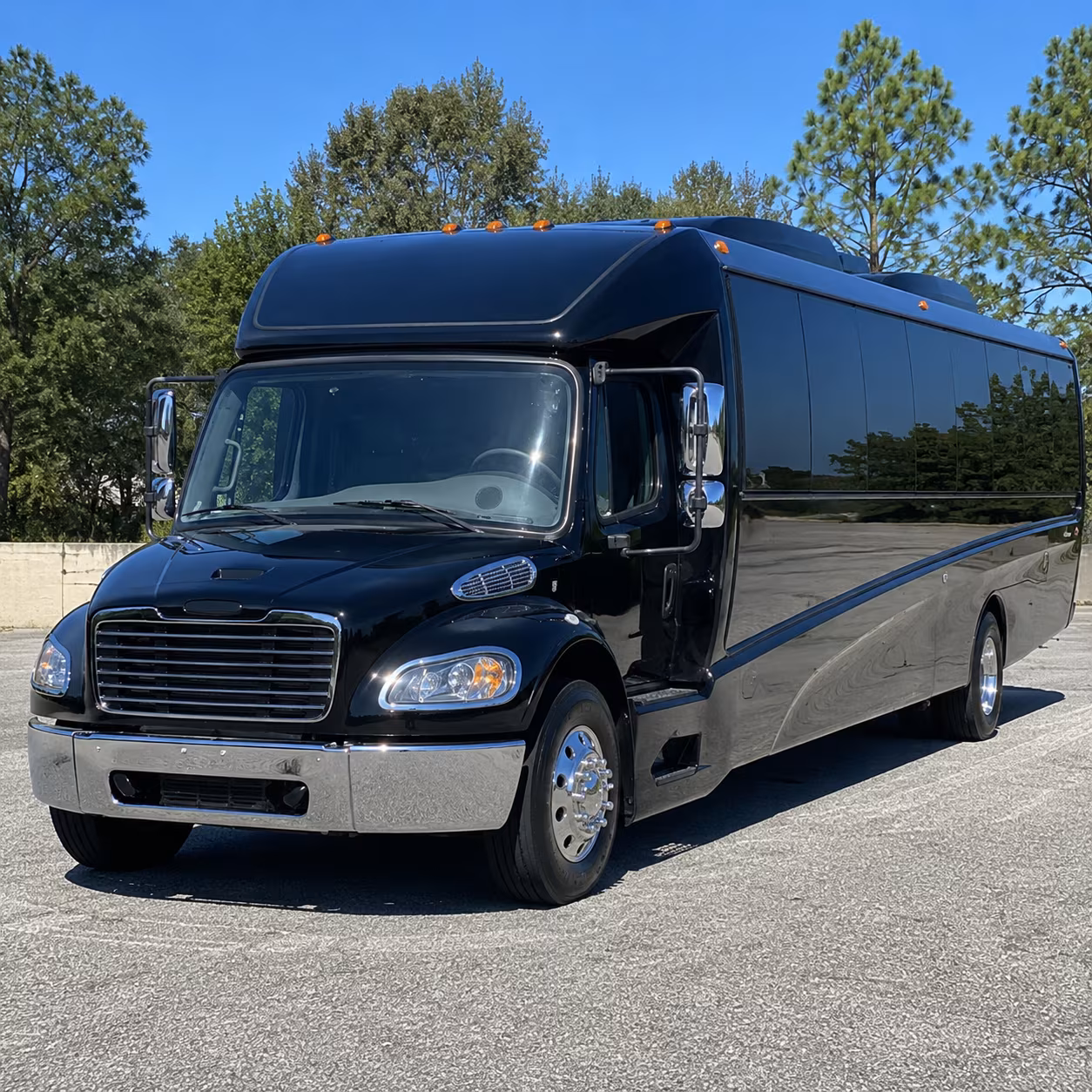 yakima 18 passenger minibus