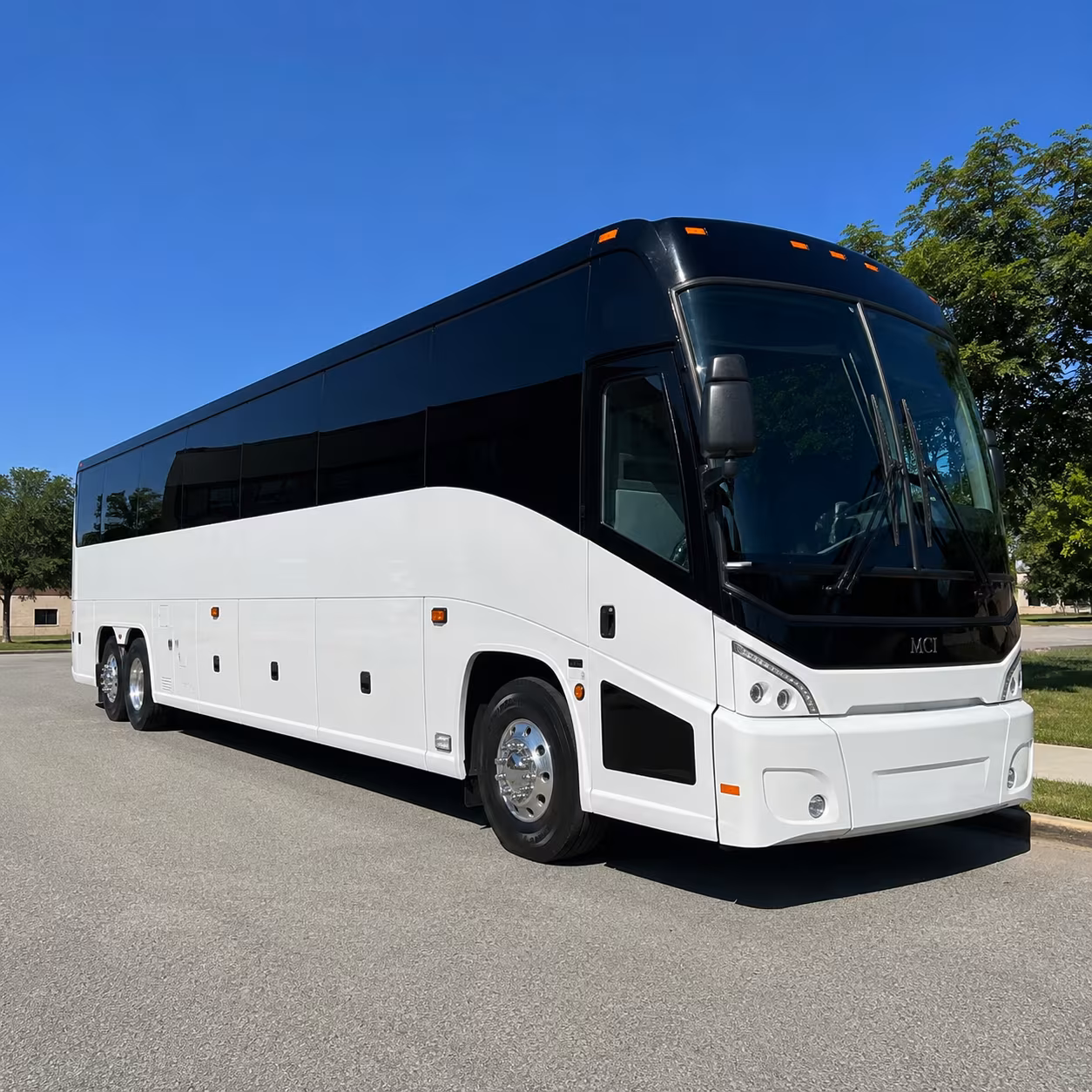 yakima 40 passenger charter bus
