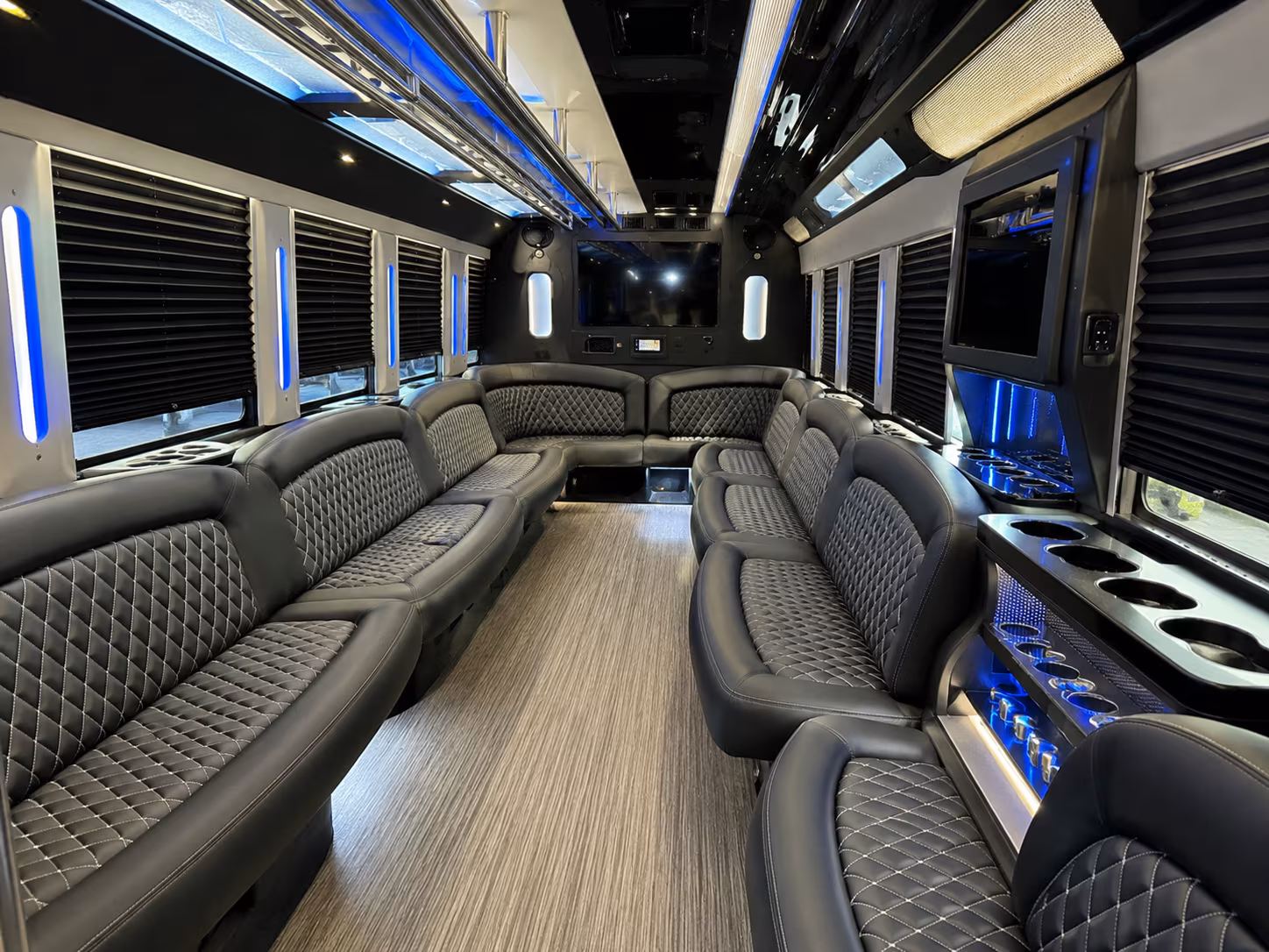 yakima holiday party bus rental
