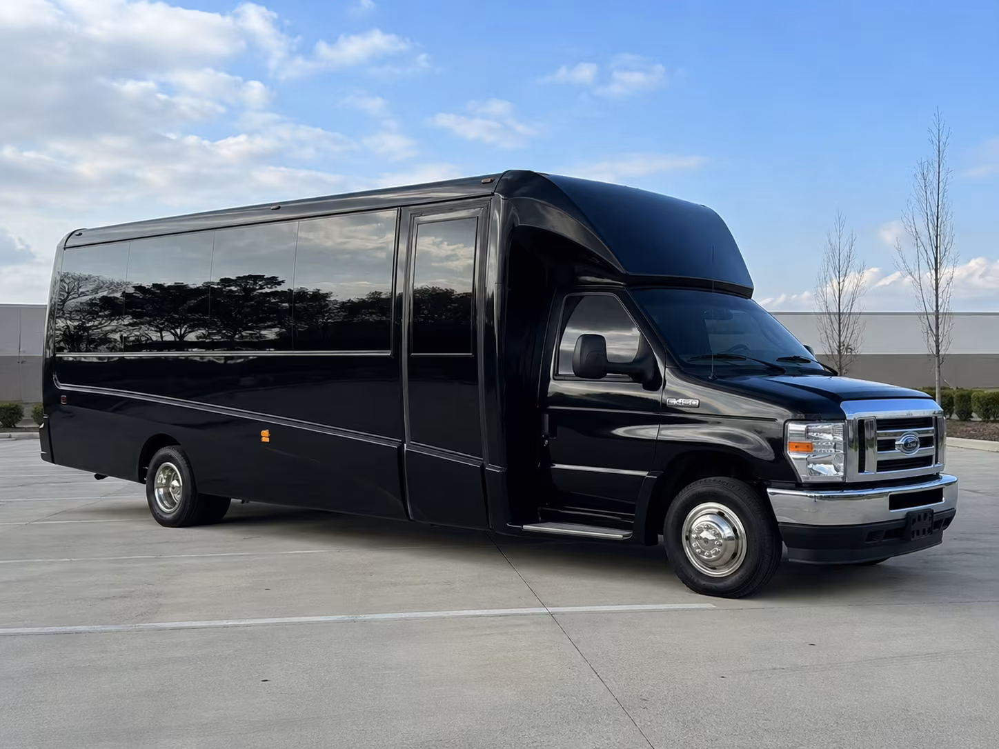 yakima wine tour transportation onboard seating